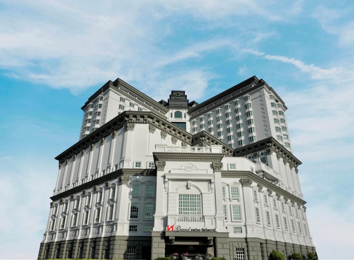 Grand Swiss-belhotel Hotel 4*