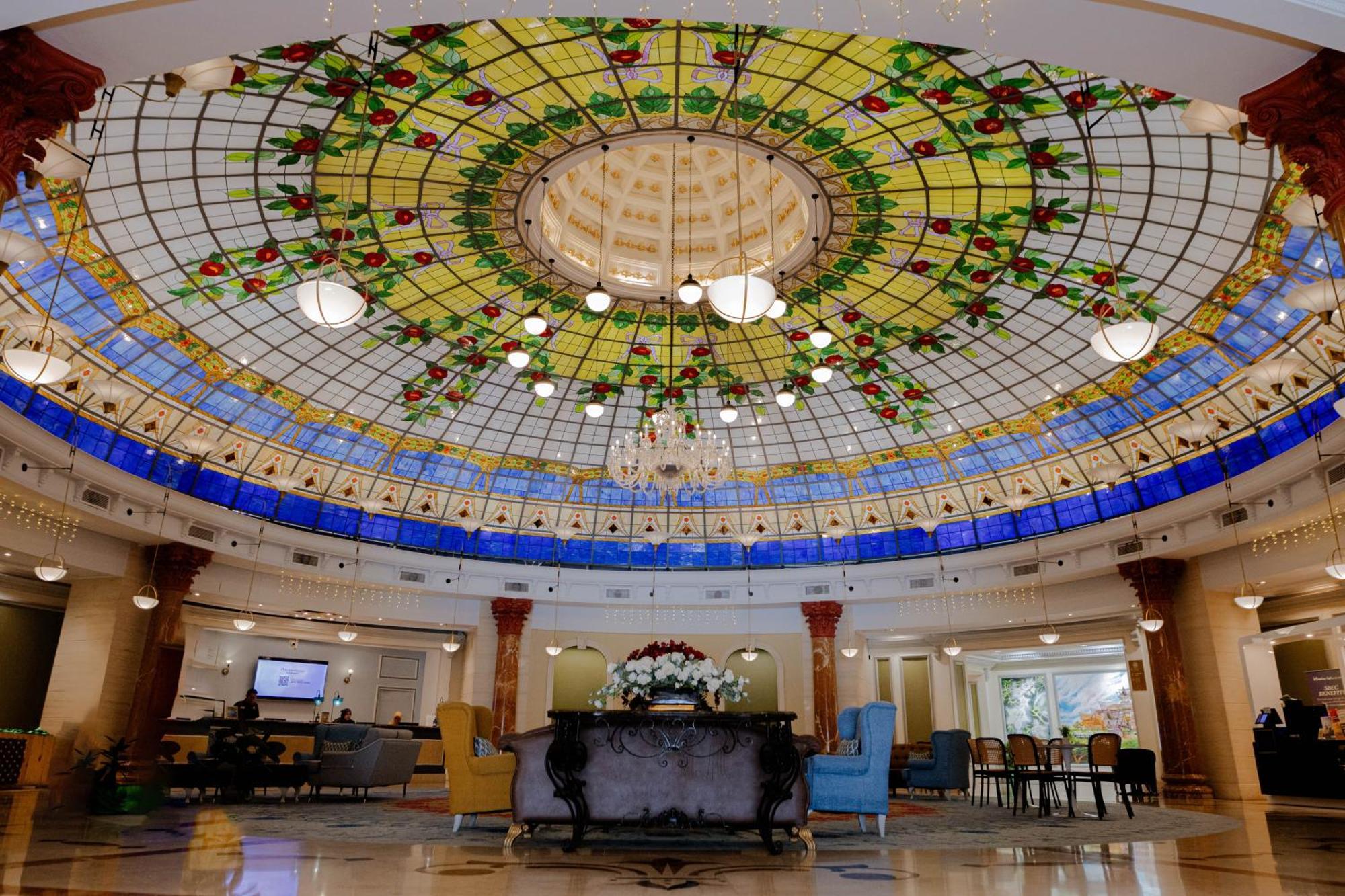 Hotel Grand Swiss-belhotel 4*