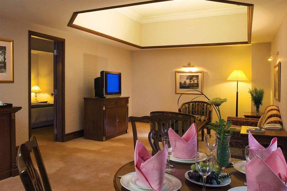 Grand Swiss-belhotel Hotel 4*