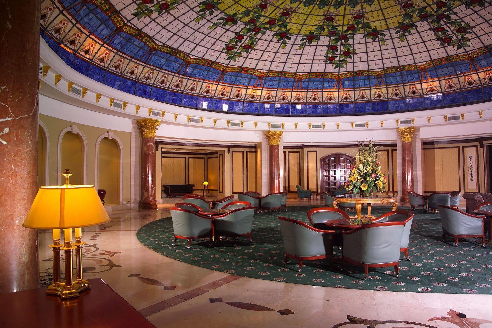 Grand Swiss-belhotel Hotel